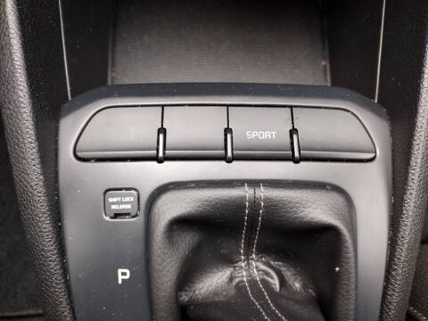 2023 Kia Rio 5-Door S