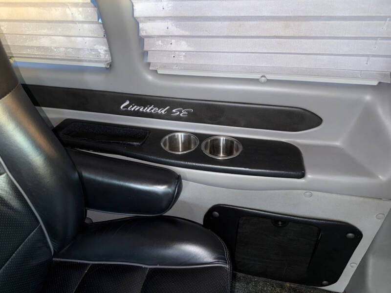 2017 GMC Savana 2500