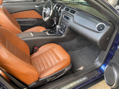 2010 Ford Mustang V6