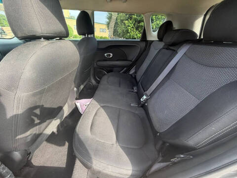 2019 Kia Soul +