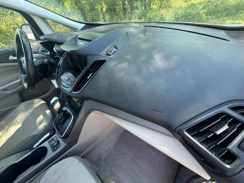 2014 Ford C-MAX Hybrid SE