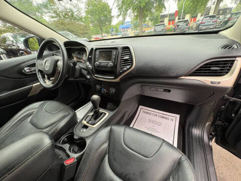 2017 Jeep Cherokee