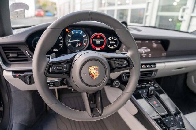 2021 Porsche 911 15