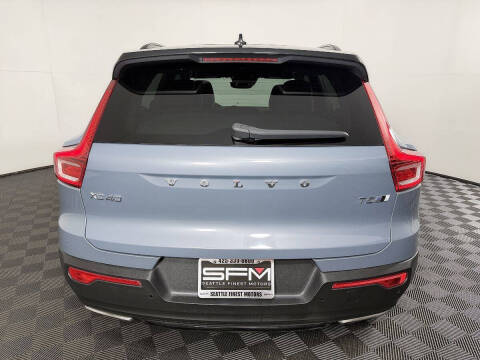 2020 Volvo XC40 T5 R-Design