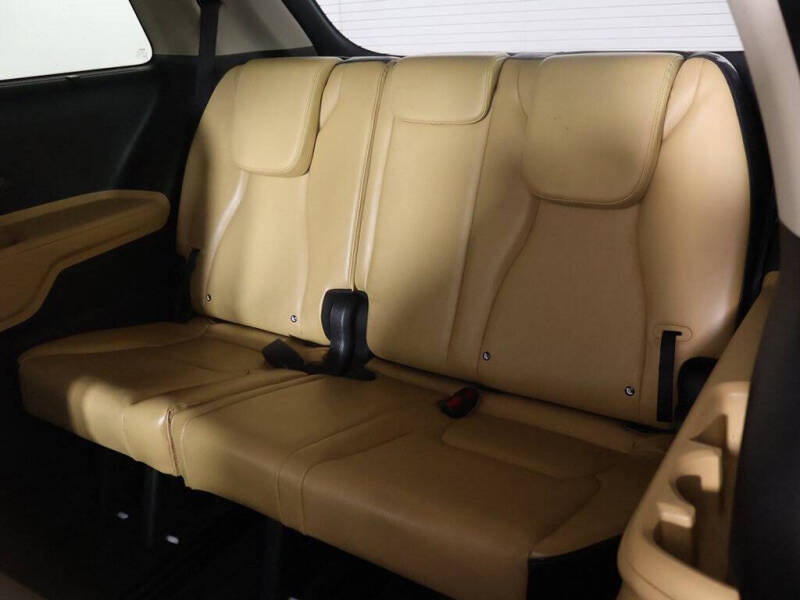 2023 Kia Carnival EX