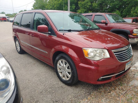 2014 Chrysler Town and Country for sale at Short Line Auto Inc in Rochester MN