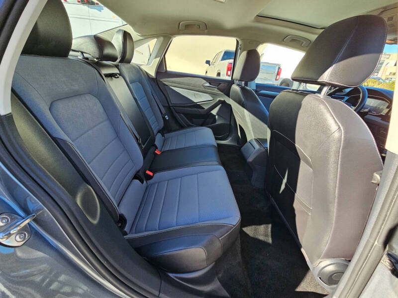 2025 Volkswagen Jetta SE