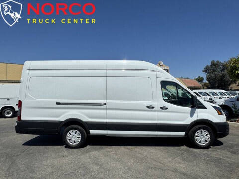 2023 Ford E-Transit 350
