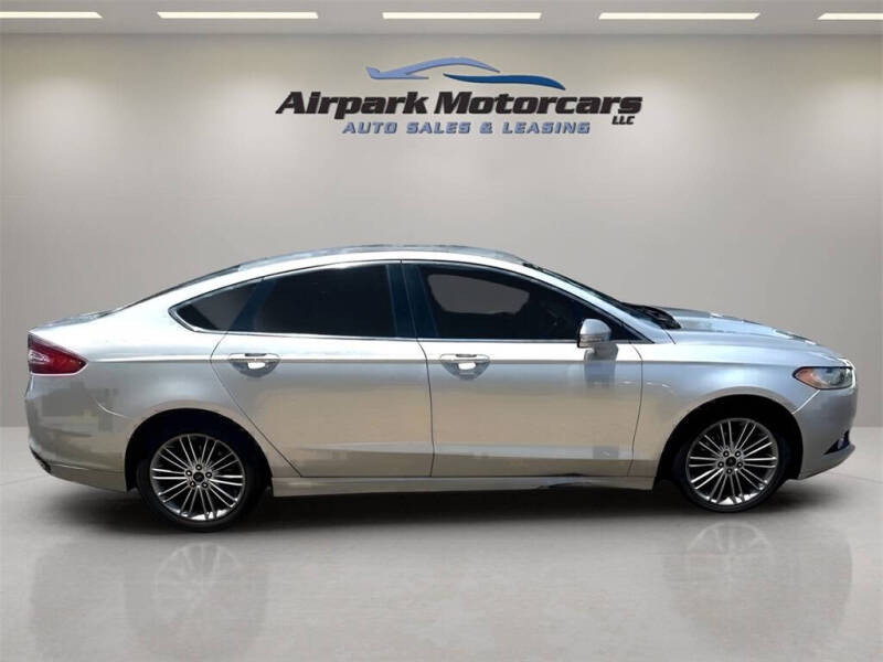 2016 Ford Fusion SE