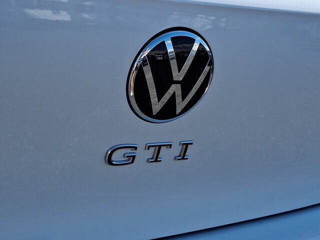 2026 Volkswagen Golf GTI SE