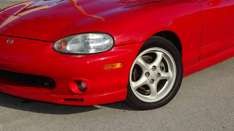 2000 Mazda MX-5 Miata