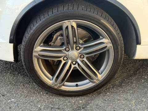 2015 Audi Q7 3.0T quattro S line Prestige