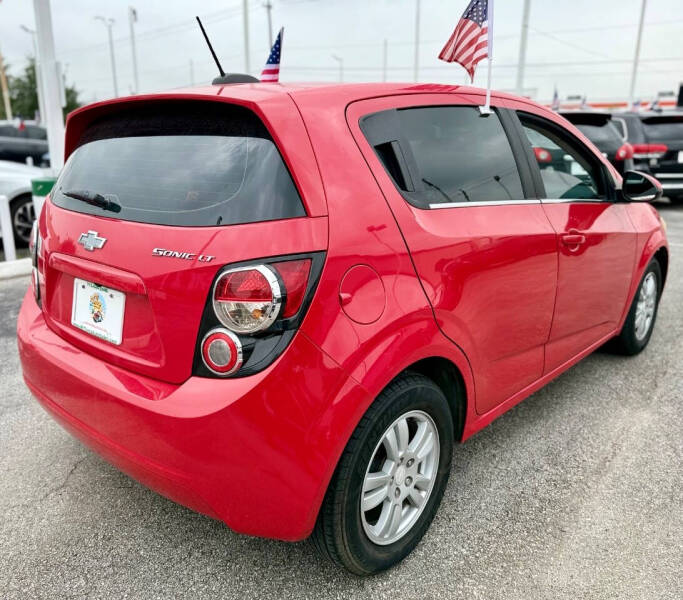 2016 Chevrolet Sonic LT Auto