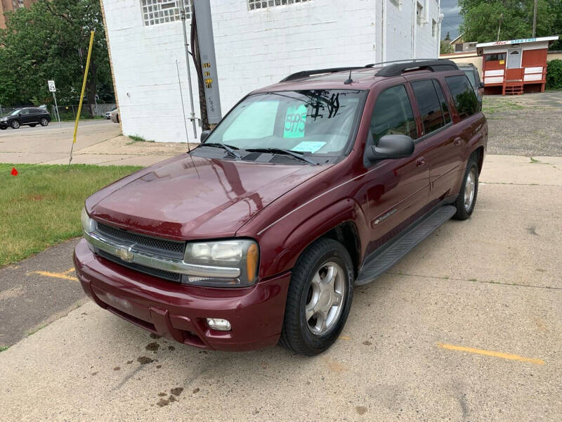 2004 Chevrolet TrailBlazer EXT for sale at Alex Used Cars in Minneapolis MN