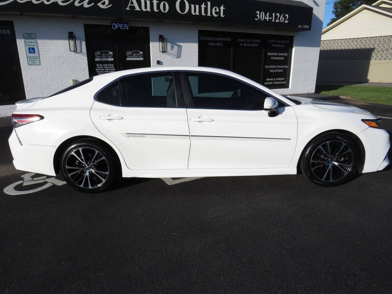 2018 Toyota Camry SE