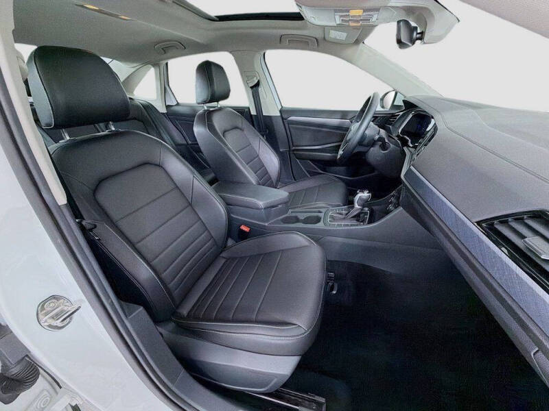 2023 Volkswagen Jetta SE