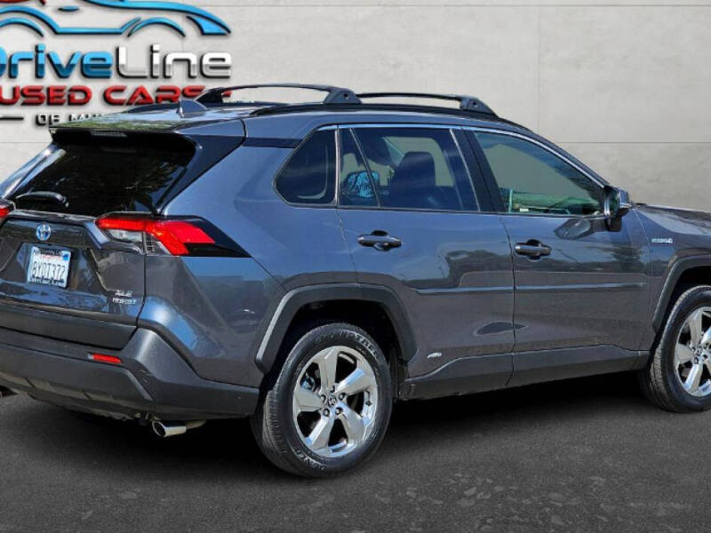 2021 Toyota RAV4 Hybrid XLE Premium
