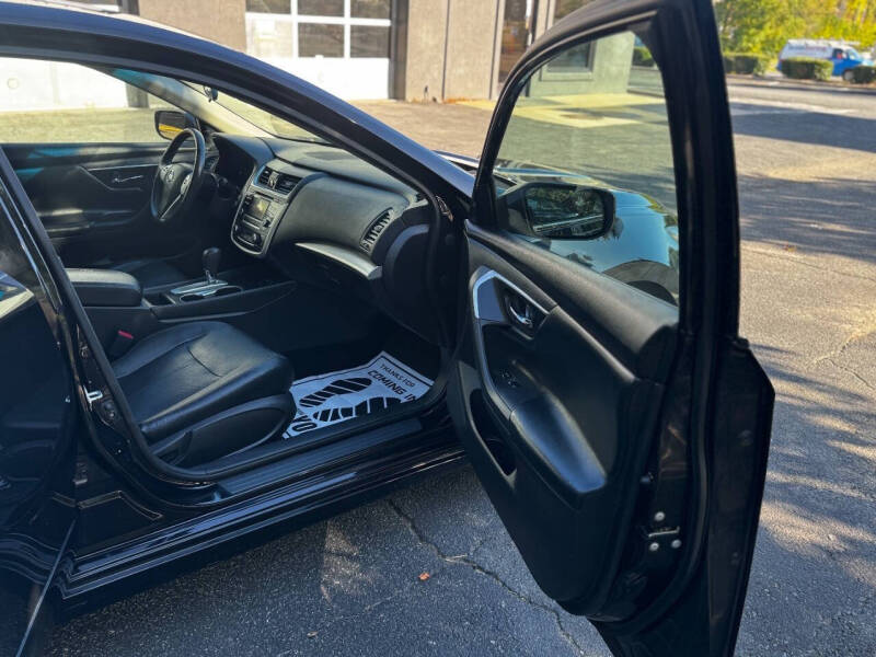 2017 Nissan Altima 2.5 SV