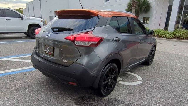 2020 Nissan Kicks SR