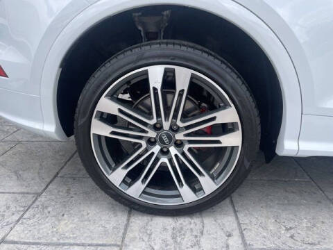 2020 Audi SQ5 3.0T quattro Prestige