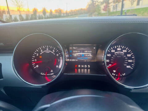 2015 Ford Mustang EcoBoost Premium