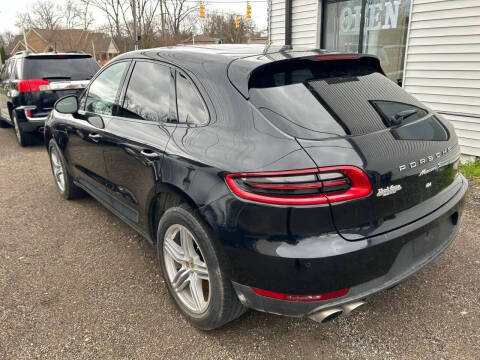 2017 Porsche Macan S