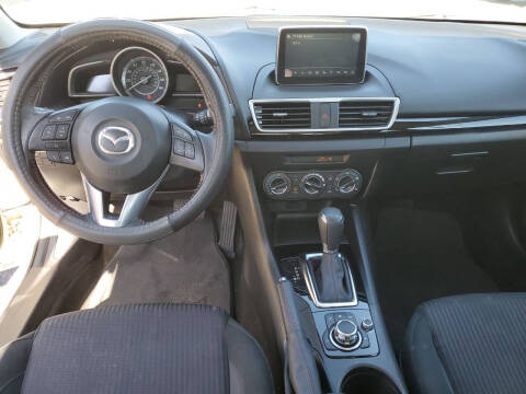 2015 Mazda MAZDA3 i Touring