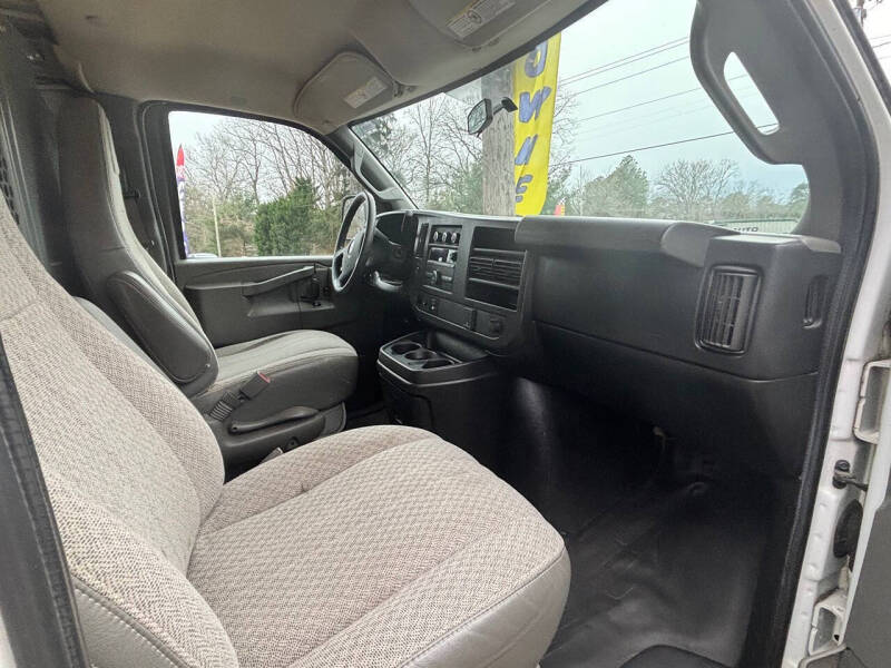 2017 GMC Savana 2500