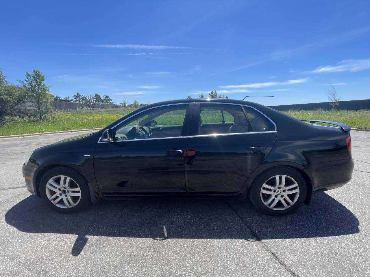 2007 Volkswagen Jetta for sale at Twin Cities Auctions in Elk River, MN