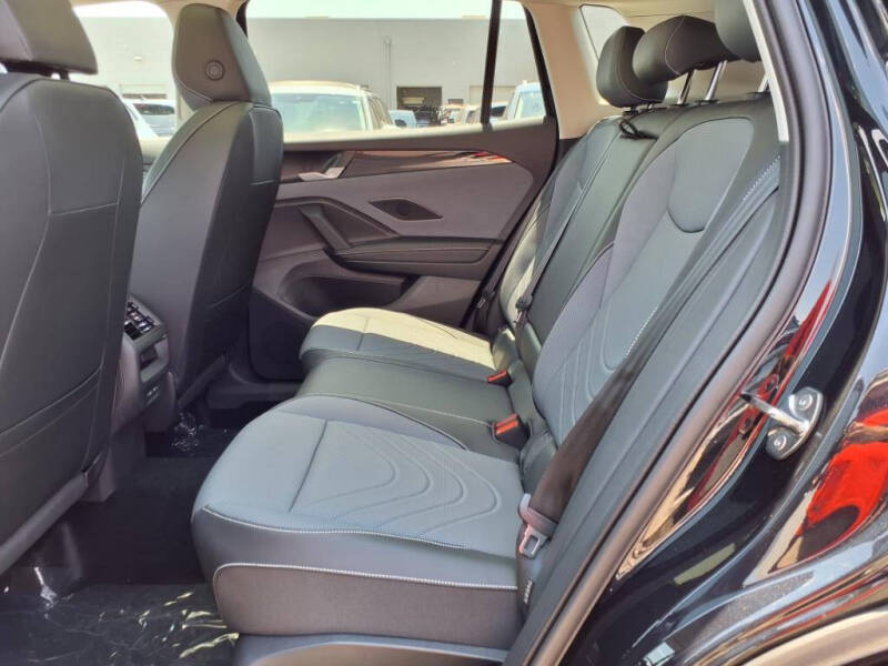 2025 Volkswagen Tiguan SE 4Motion