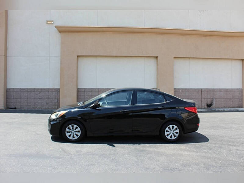 2016 Hyundai Accent SE