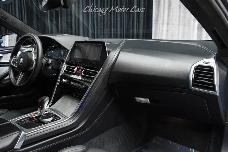 2022 BMW M8 Competition