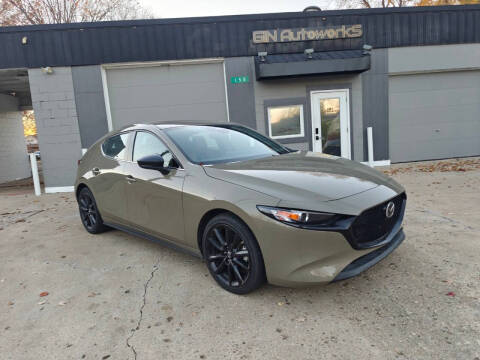 2024 Mazda Mazda3 Hatchback 2.5 Carbon Turbo