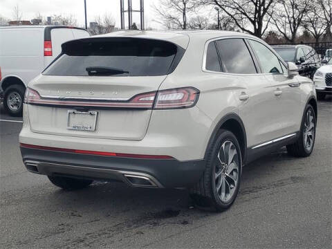 2022 Lincoln Nautilus Reserve