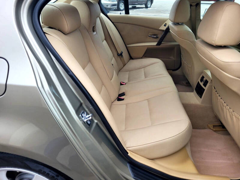 2006 BMW 5 Series 525i
