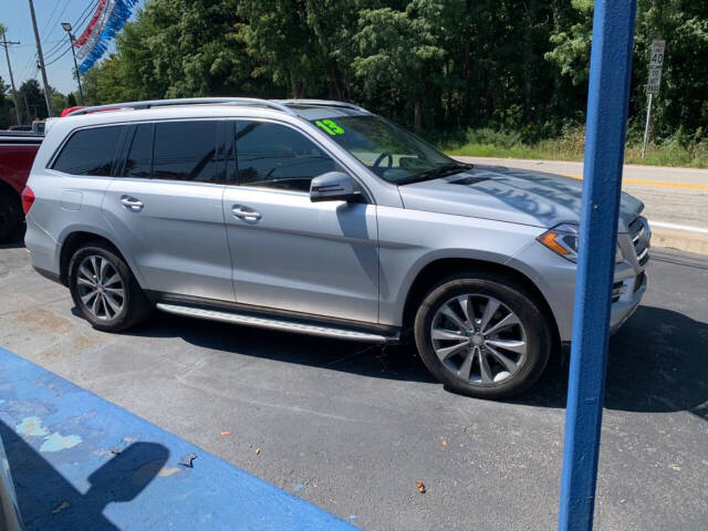 2013 Mercedes-Benz GL-Class for sale at Chuckie Bizzarro's Fleetwing Auto in Erie, PA