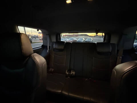 2017 Cadillac Escalade Luxury