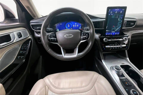2023 Ford Explorer Platinum