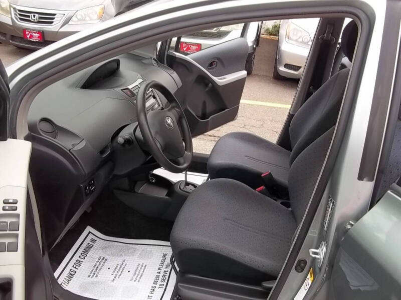 2009 Toyota Yaris S