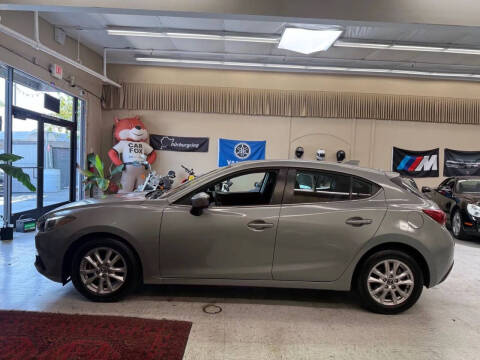 2015 Mazda MAZDA3 i Touring