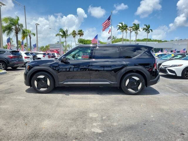 2026 Kia EV9 Light Long Range