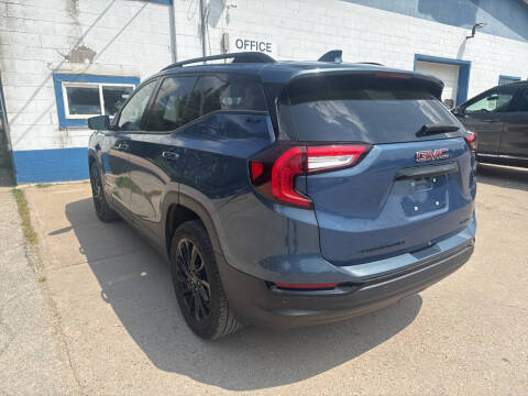 2024 GMC Terrain SLT