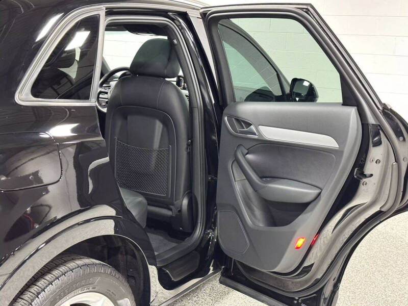 2017 Audi Q3 2.0T quattro Premium