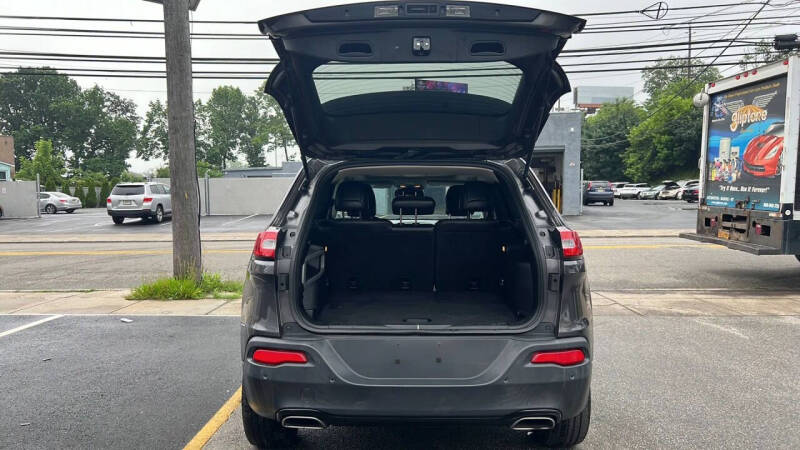 2016 Jeep Cherokee High Altitude