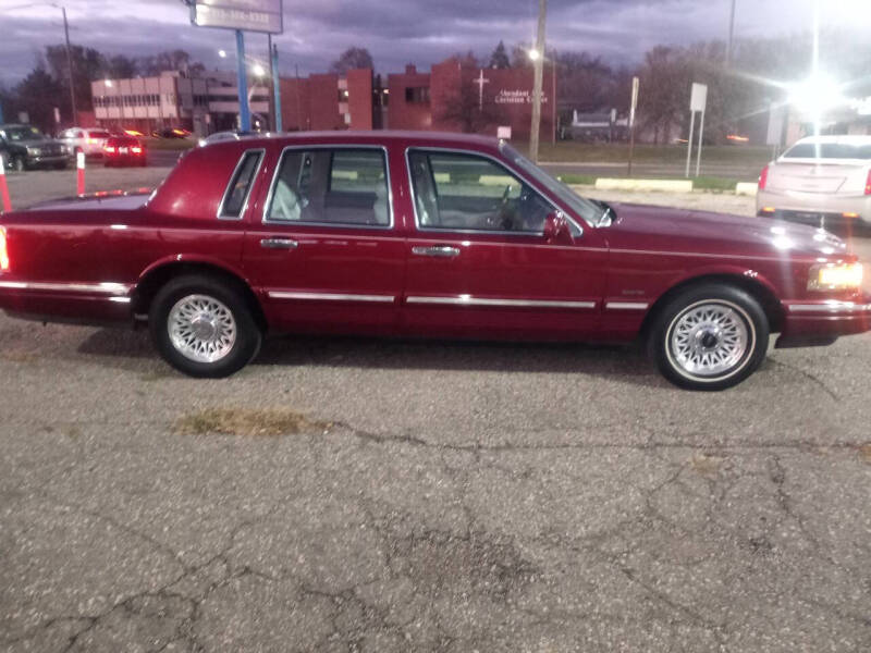 1997 Lincoln Town Car EXECUTIVE photo 6