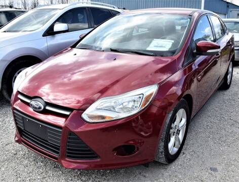 2013 Ford Focus for sale at PINNACLE ROAD AUTOMOTIVE LLC in Moraine OH