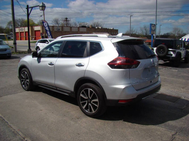 2020 Nissan Rogue SL