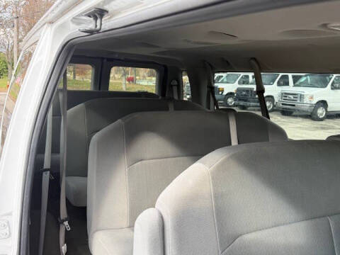 2009 Ford E-Series E-350 SD XL