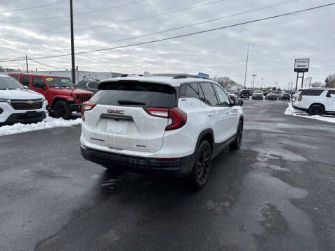 2023 GMC Terrain SLT