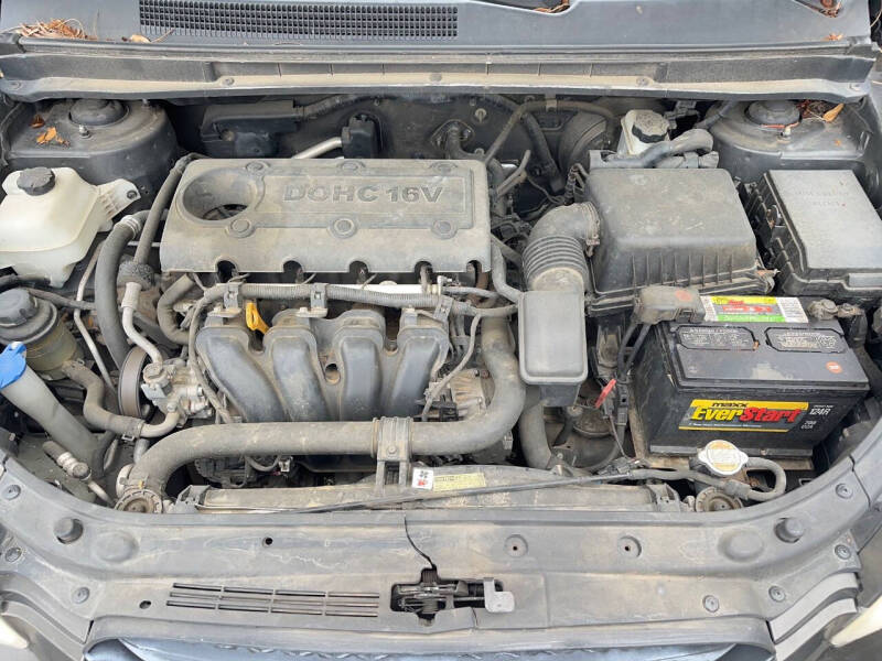 2009 Kia Rondo LX